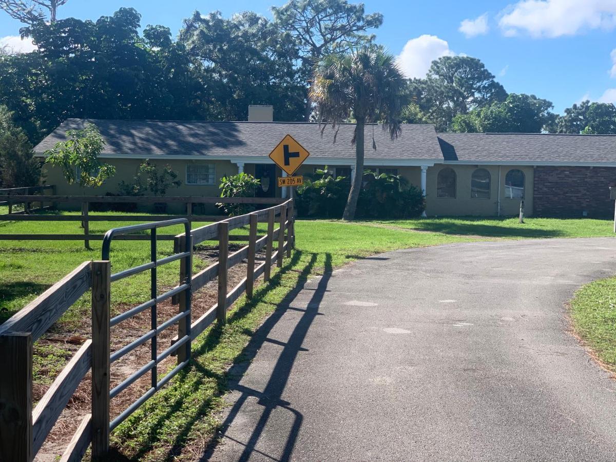Oyo Family Ranch At Melbourne Fl Hotel Kültér fotó